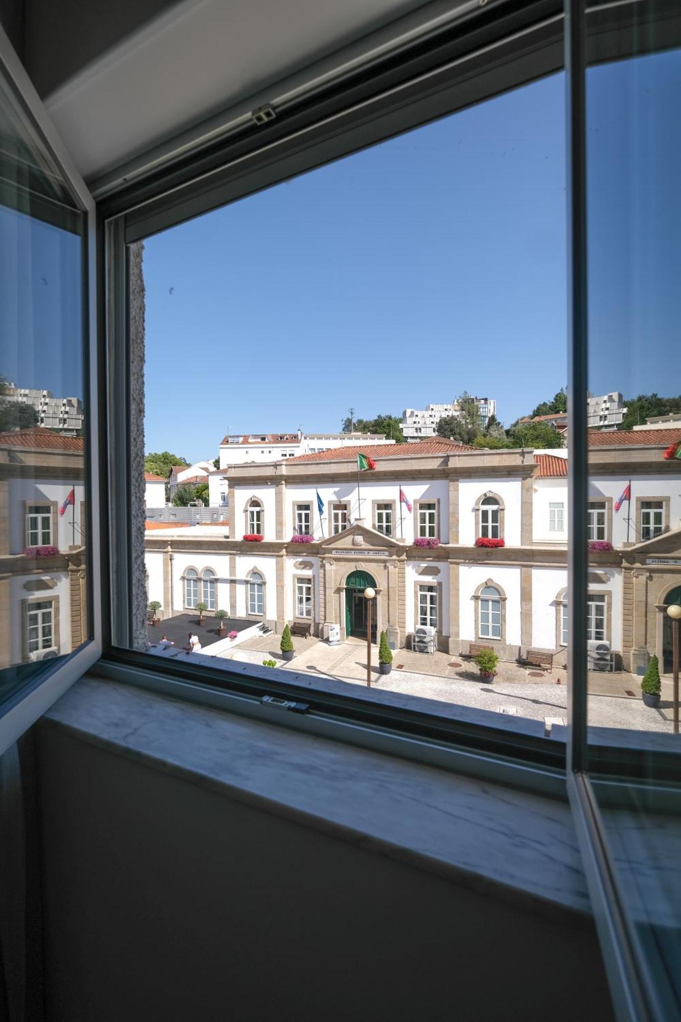 Апартаменты Casa Do Largo Термаш-де-Сан-Педру-ду-Сул Номер фото